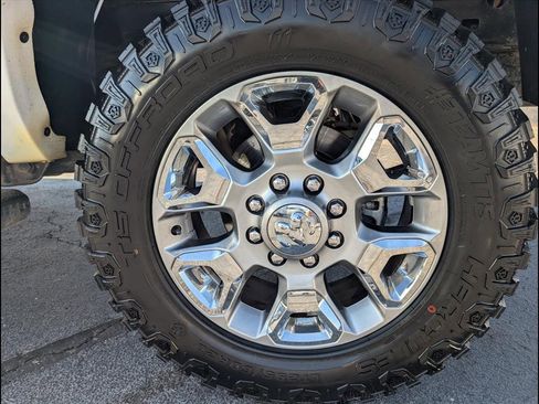 Used 2018 RAM 2500 Limited image 25