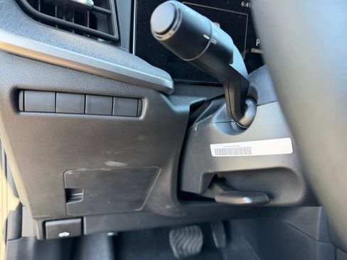 Certified 2025 Nissan Kicks SV image 20