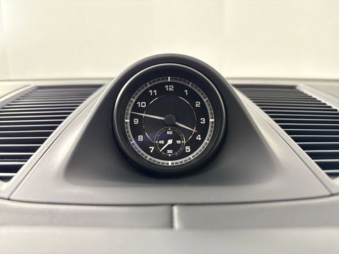 New 2026 Porsche Macan image 29