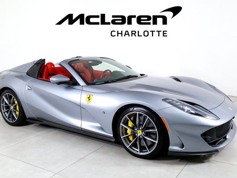 Used 2022 Ferrari 812 GTS RWD image 2