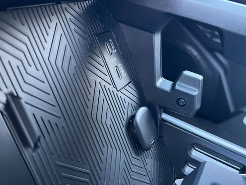 New 2025 Toyota Tacoma TRD Off-Road image 25