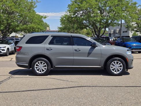 Used 2023 Dodge Durango SXT Launch Edition AWD/4WD image 2
