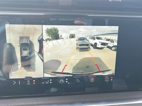 Used 2024 GMC Sierra 2500 Denali w/ Denali Reserve Package image 32