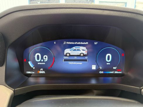 Used 2026 Ford Explorer Active AWD/4WD image 15