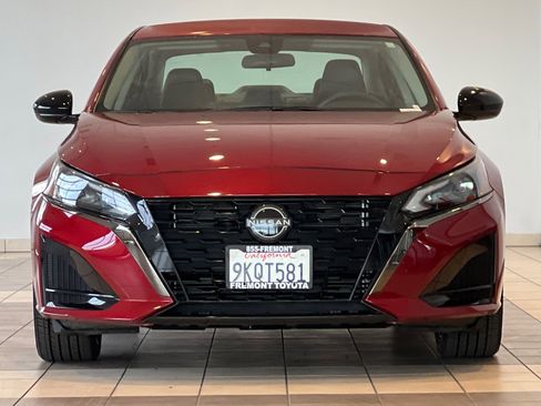 Used 2023 Nissan Altima 2.5 SR image 9
