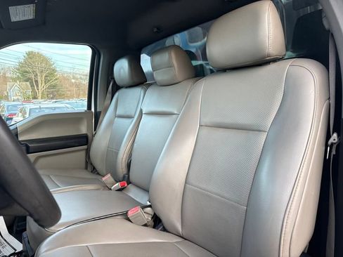 Used 2017 Ford F550 4x4 Regular Cab Super Duty image 31