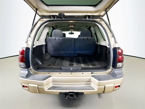 Used 2005 Chevrolet TrailBlazer LS w/ LS Preferred Equipment Group image 25