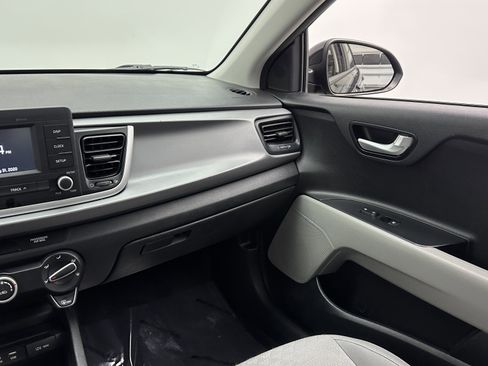 Used 2018 Kia Rio S image 24