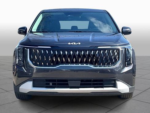 Used 2025 Kia Carnival image 4