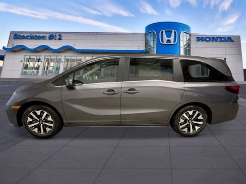 New 2026 Honda Odyssey EX-L image 2