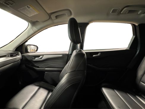 Used 2025 Ford Escape Platinum image 42