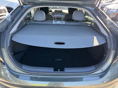 Used 2022 Hyundai Ioniq SE image 32