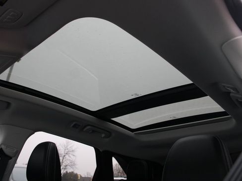 Used 2022 Ford Escape Titanium w/ Class II Trailer Tow Package image 29