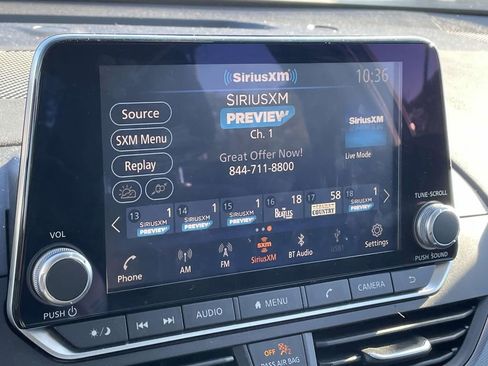 Used 2024 Nissan Altima 2.5 SR image 24