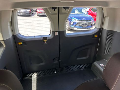 Used 2020 Ford Transit 150 XL AWD/4WD image 19