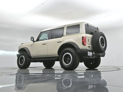 Certified 2025 Ford Bronco Outer Banks w/ Sasquatch Package AWD/4WD image 53