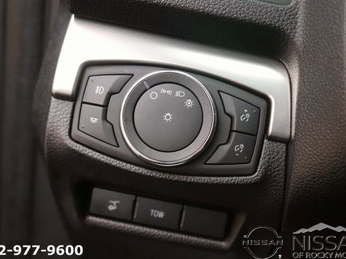 Used 2018 Ford Explorer XLT w/ Equipment Group 202A image 27