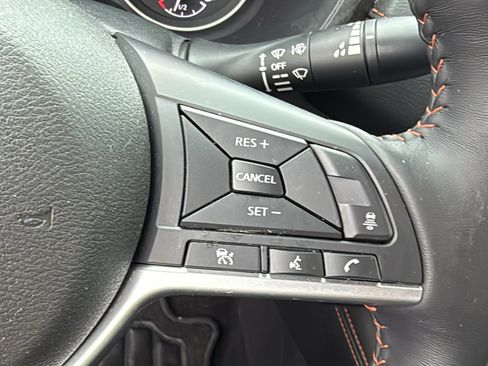 Certified 2021 Nissan Sentra SR FWD image 11