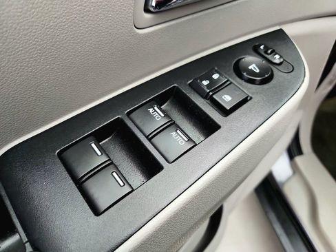 Used 2015 Honda Odyssey EX image 23