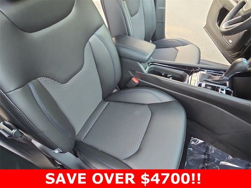 New 2025 Jeep Compass Latitude w/ Sun & Sound Group image 10