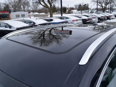 Used 2021 Buick Envision Essence FWD image 12