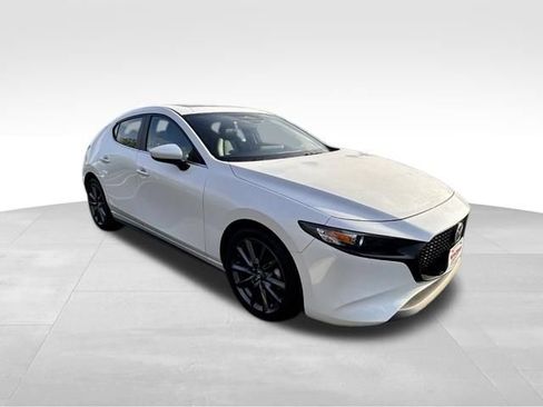 Used 2024 MAZDA MAZDA3 s FWD image 9