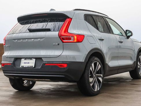New 2025 Volvo XC40 B5 Plus w/ Protection Package Premier image 5