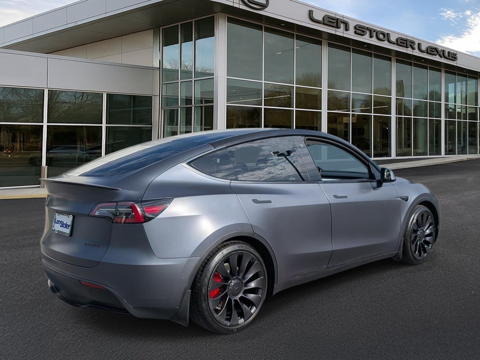 Used 2022 Tesla Model Y Performance AWD/4WD image 3