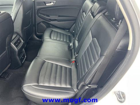 Used 2024 Ford Edge SEL image 21