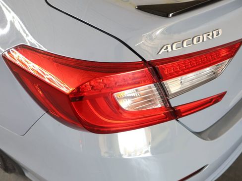 Used 2022 Honda Accord Sport image 27
