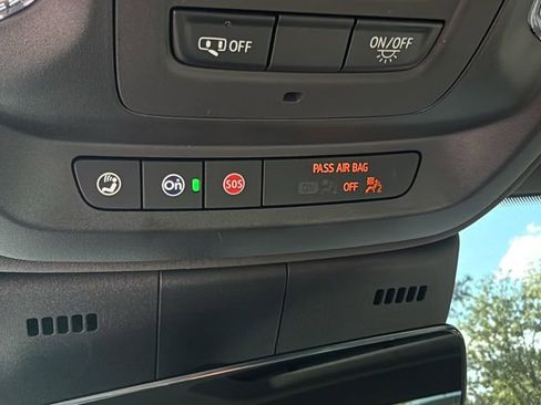 Used 2025 Cadillac CT5 Sport RWD image 38