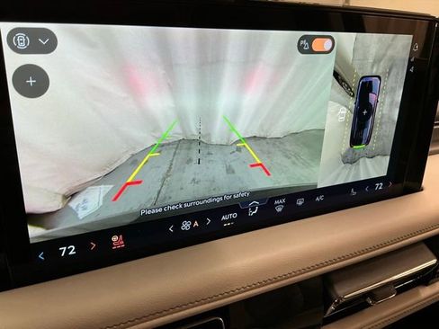 Used 2025 Lincoln Aviator 2WD image 26