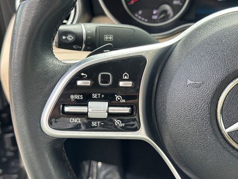 Used 2019 Mercedes-Benz C 300 Sedan image 25