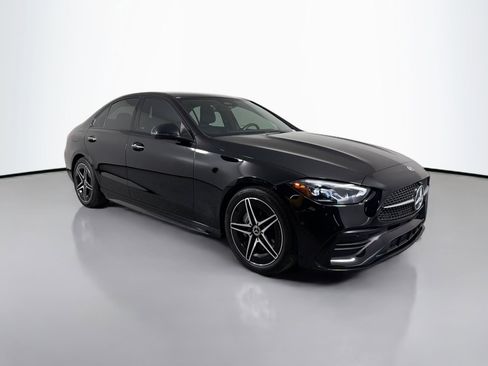Used 2024 Mercedes-Benz C 300 4MATIC Sedan image 3