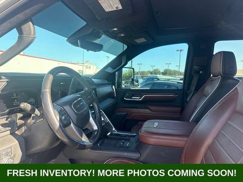 Used 2024 GMC Sierra 2500 Denali Ultimate w/ Max Trailering Package AWD/4WD image 8