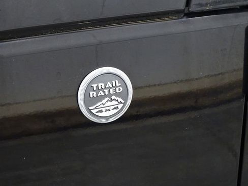 Used 2018 Jeep Wrangler Unlimited Sport image 31