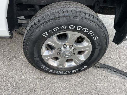 Used 2024 RAM 2500 Big Horn AWD/4WD image 35