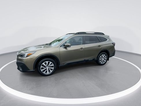 Used 2021 Subaru Outback Premium AWD/4WD image 9