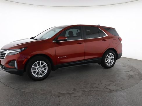 Used 2024 Chevrolet Equinox LT FWD image 6