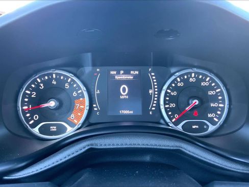 Used 2023 Jeep Renegade Latitude w/ Premium Group AWD/4WD image 52