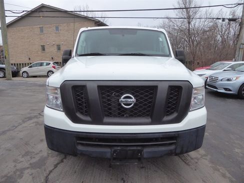 Used 2016 Nissan NV 3500 S image 2