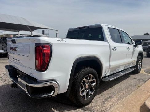 New 2026 GMC Sierra 1500 SLT w/ SLT Premium Plus Package AWD/4WD image 4