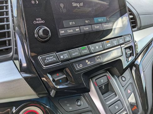 Used 2022 Honda Odyssey Touring image 21