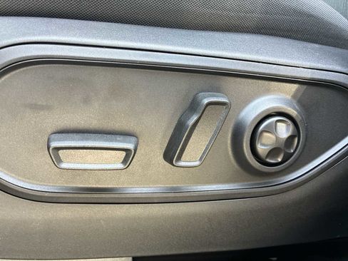 New 2026 Jeep Grand Cherokee L Laredo AWD/4WD image 14