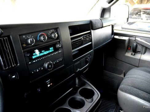 Used 2023 GMC Savana 2500 w/ Driver Convenience Package image 14