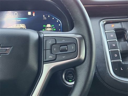 Used 2022 Chevrolet Suburban Z71 w/ Z71 Off-Road Package image 29