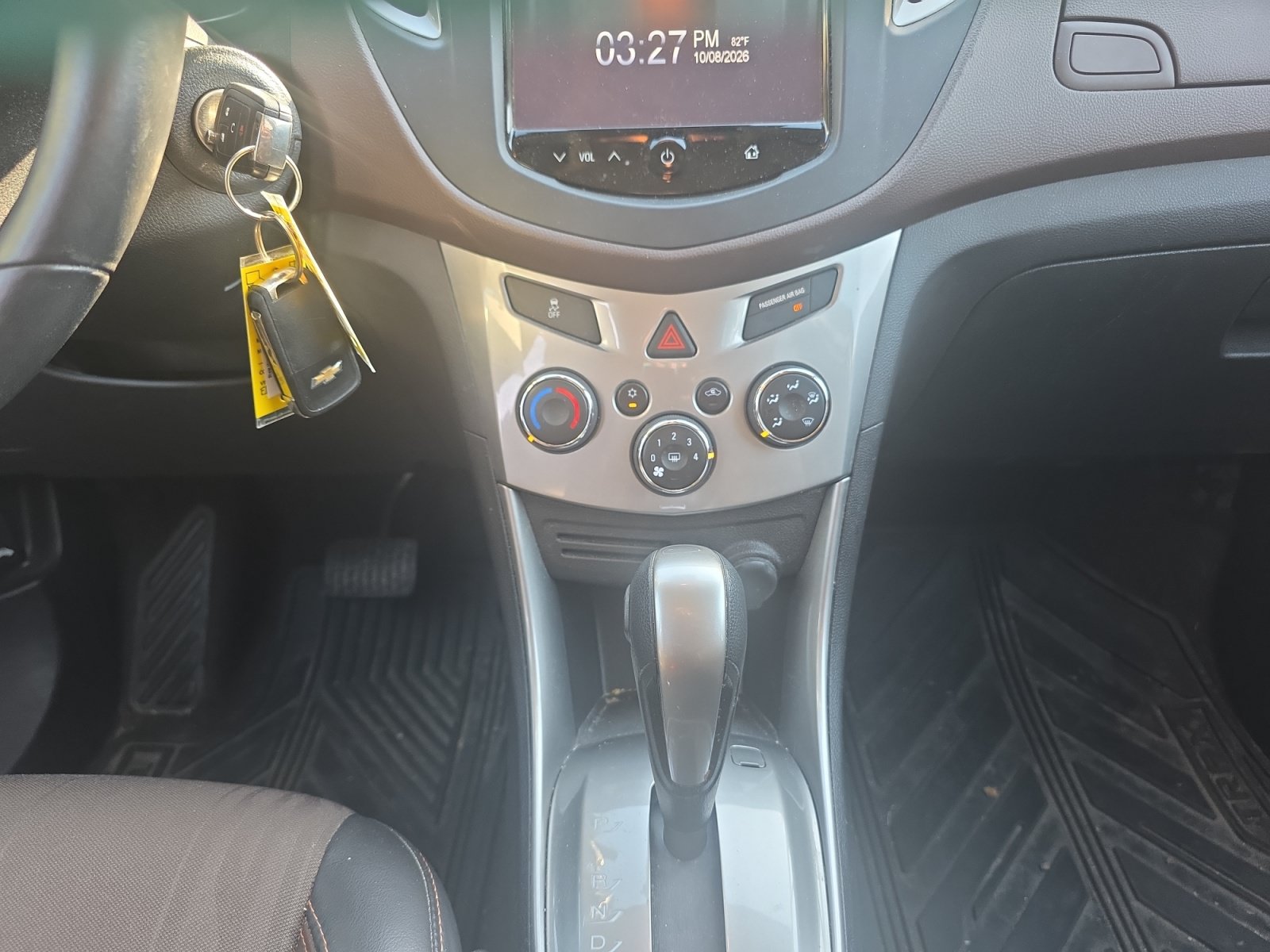 Used 2015 Chevrolet Trax LT w/ LT Plus Package FWD image 12