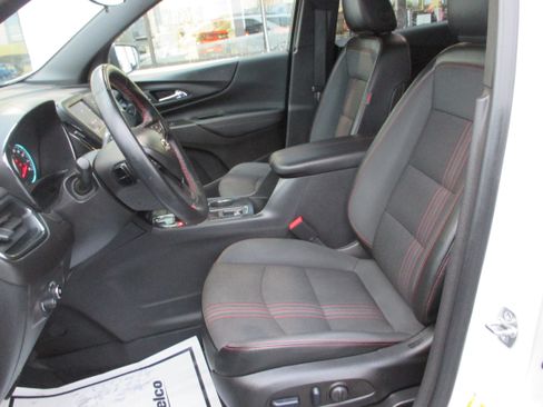 Used 2024 Chevrolet Equinox RS w/ LPO, Floor Liner Package image 15