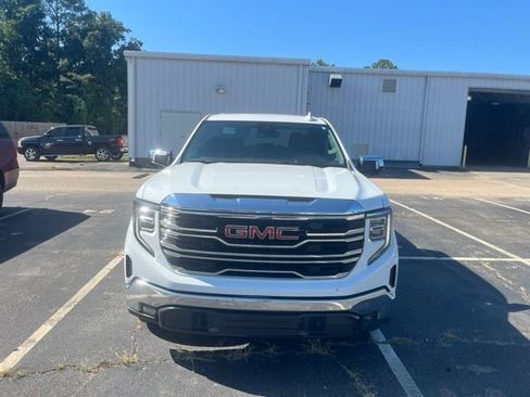 Used 2025 GMC Sierra 1500 SLT AWD/4WD image 5