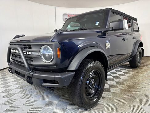 Used 2021 Ford Bronco Black Diamond AWD/4WD image 7
